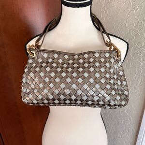 BOTTEGA VENETA Multicolor Intrecciato
Leather Cluch Small Bag
Gold/silver